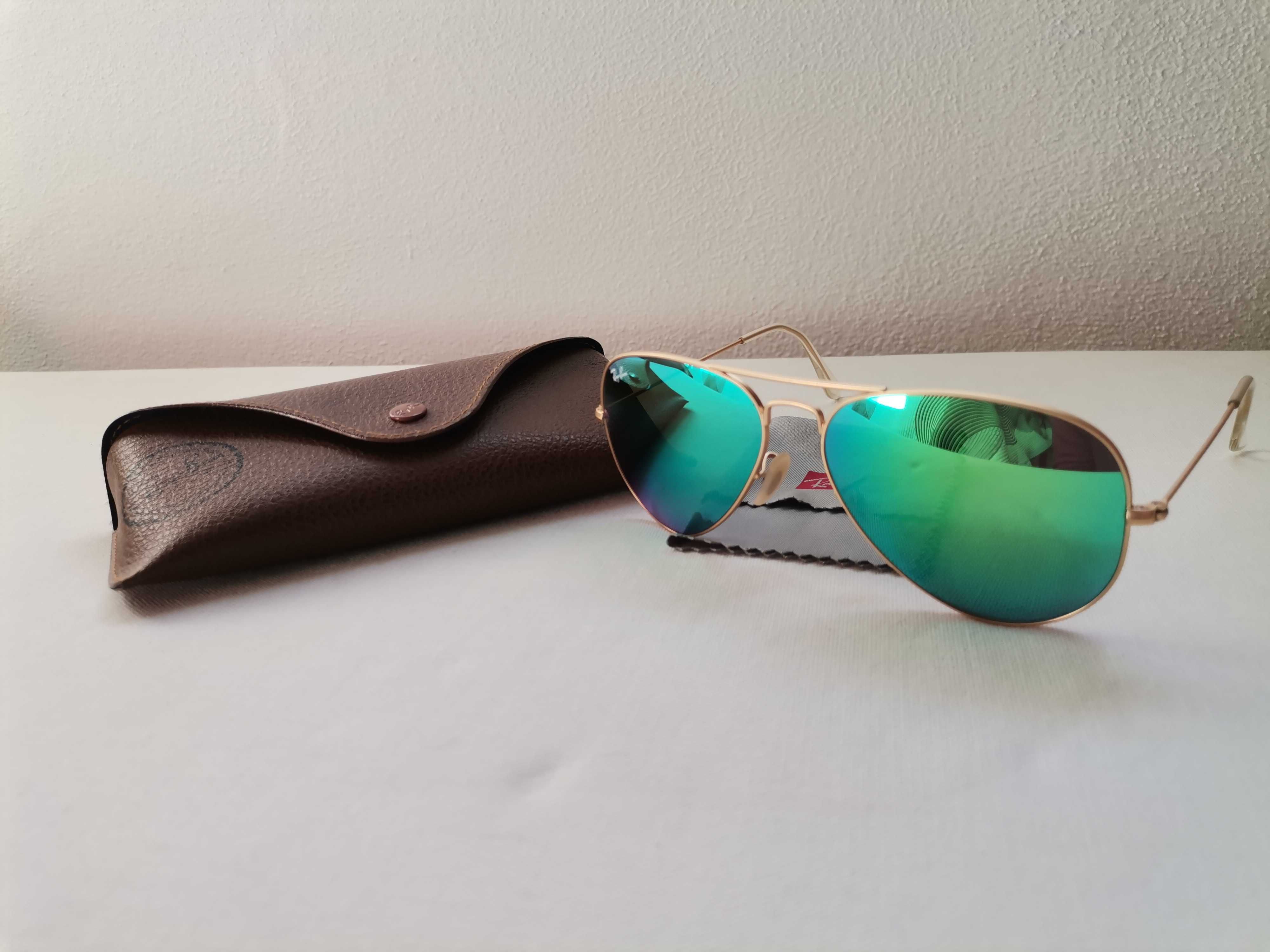 Óculos de sol Ray-Ban aviador espelhados