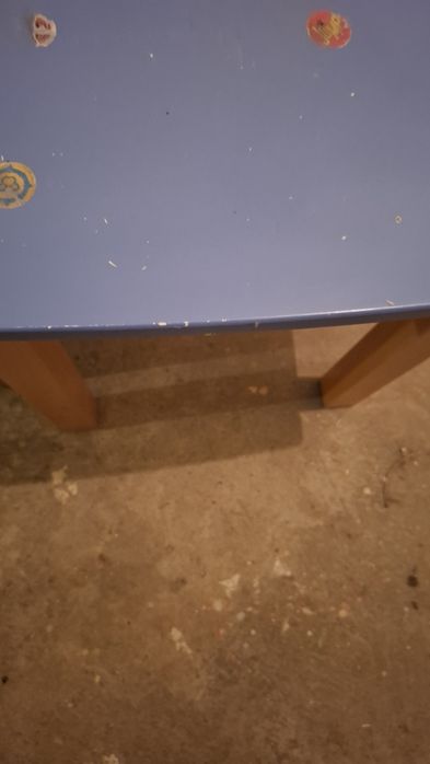 Stolik 60×50 plus 2 krzesełka