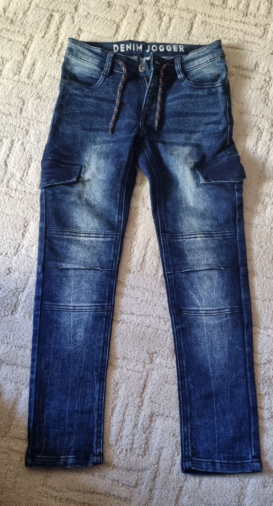Spodnie jeans chłopięce rozmiar 140