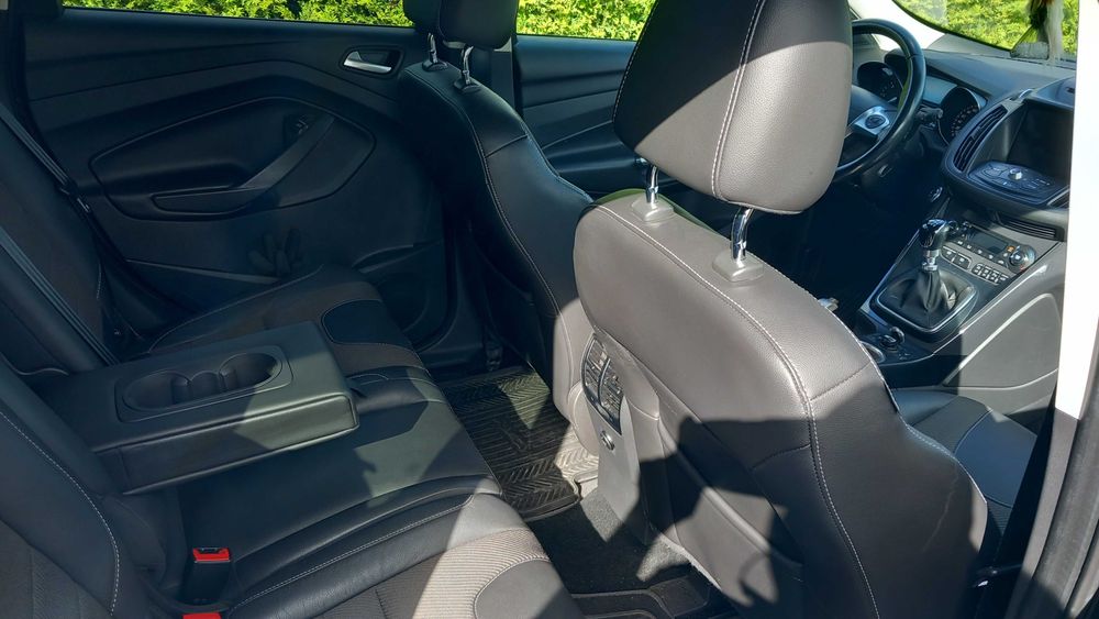 Ford Kuga 2,0 DTCi 4x4 , Duży wyświetlacz multimedialny , Polski salon