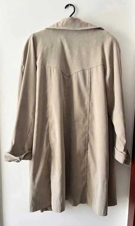 Klasyczny długi beżowy płaszcz trencz damski vintage M 38