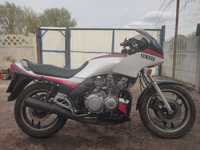 Продам Yamaha 900