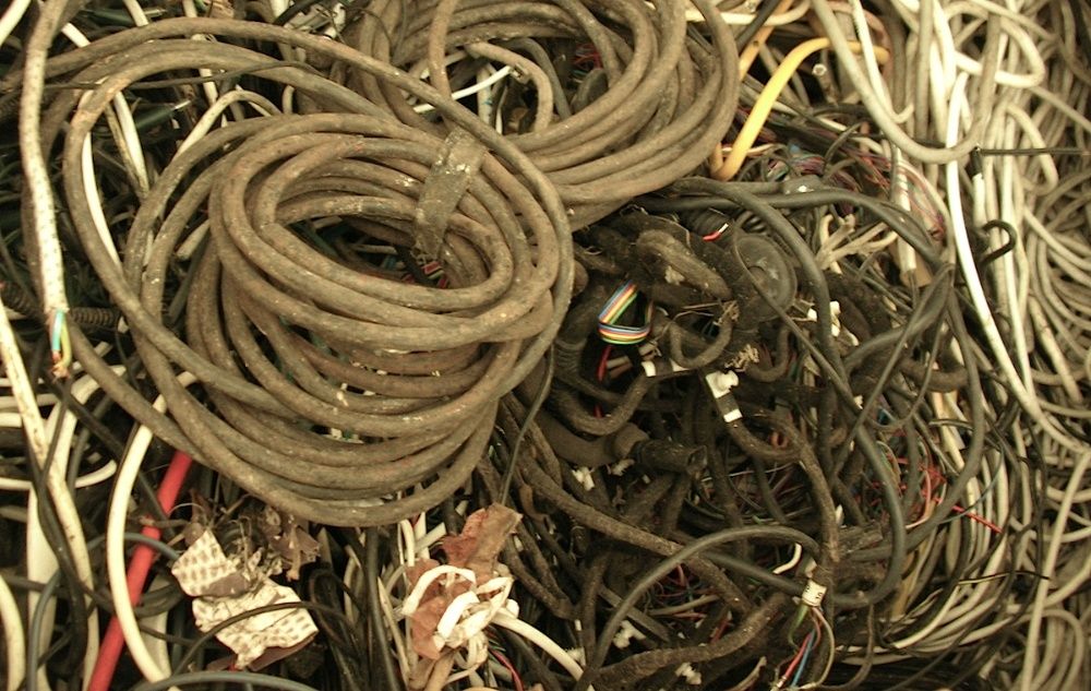 Skup Kabli elektrycznych skrętki wiązka samochodowa odbieramy i ważymy