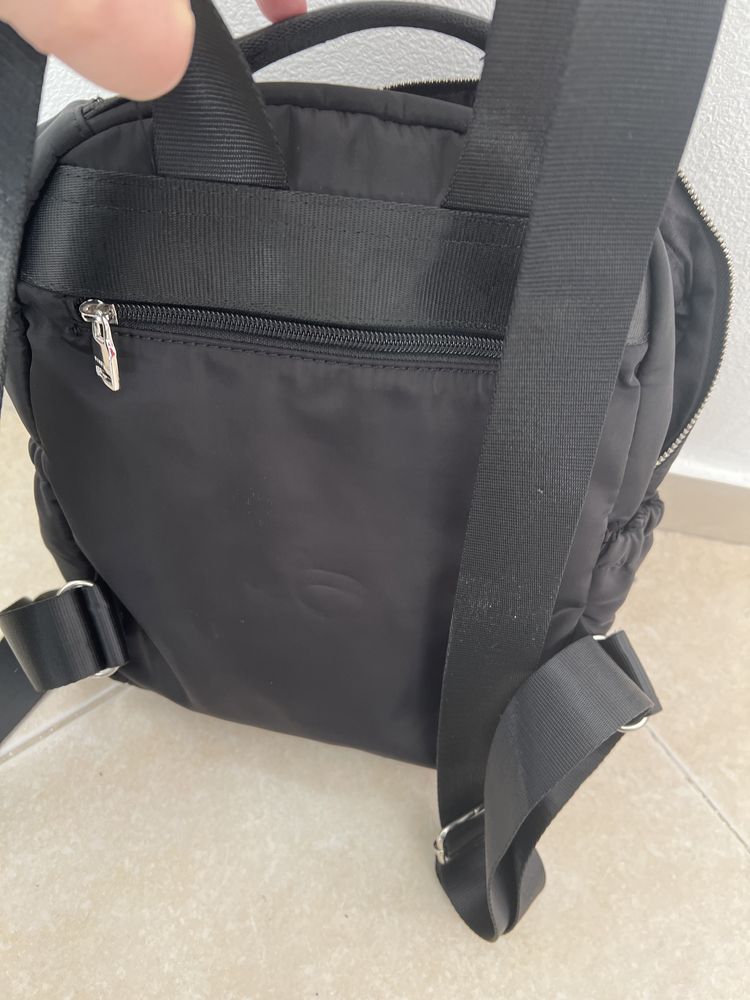 Mala e mochila de senhora