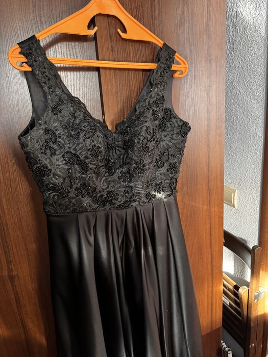 Продам вечірню сукню