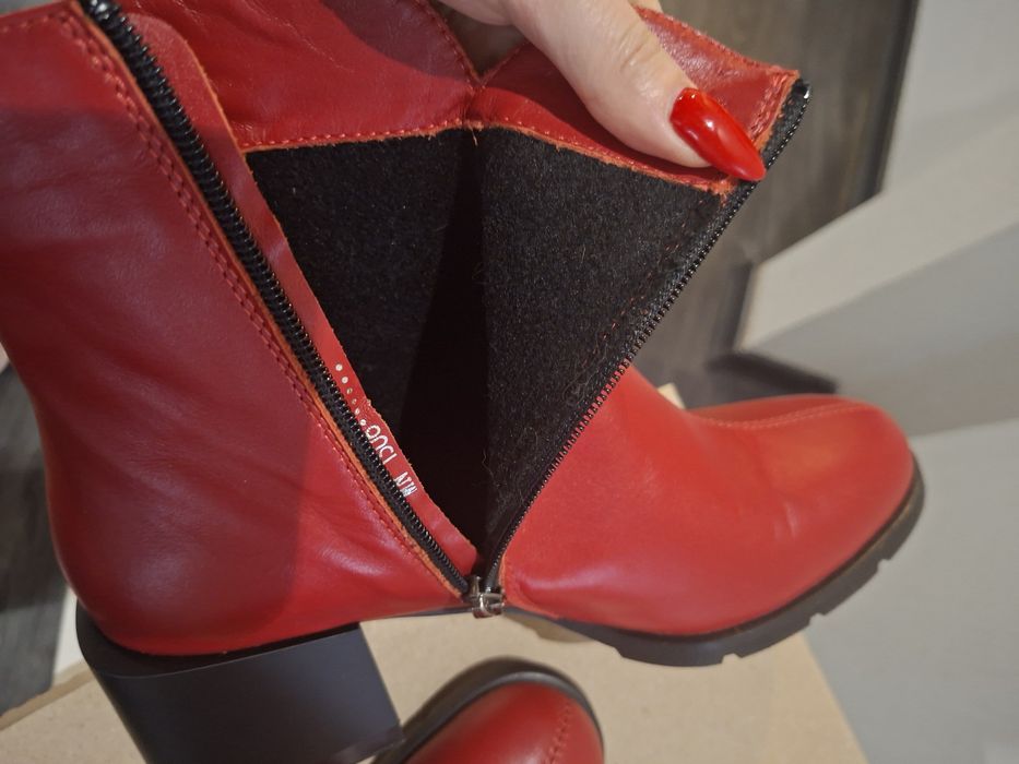 Чобітки жіночі нові натуральна шкіра