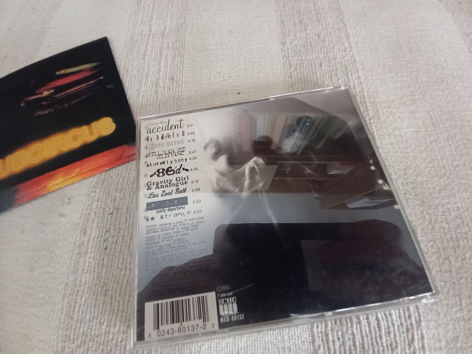 Cd de Subcircus brit pop anos 90