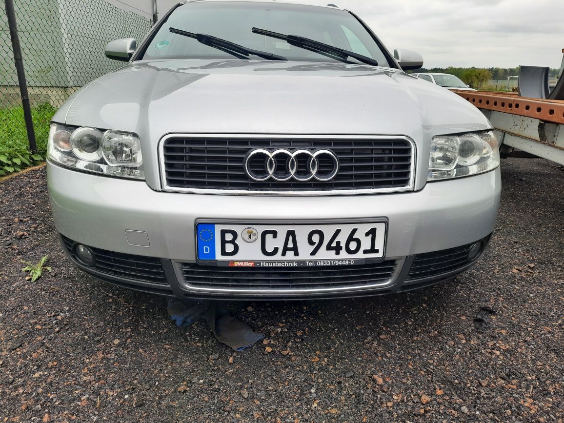 Lampa przednia  lewa audi a4 b6 Valeo