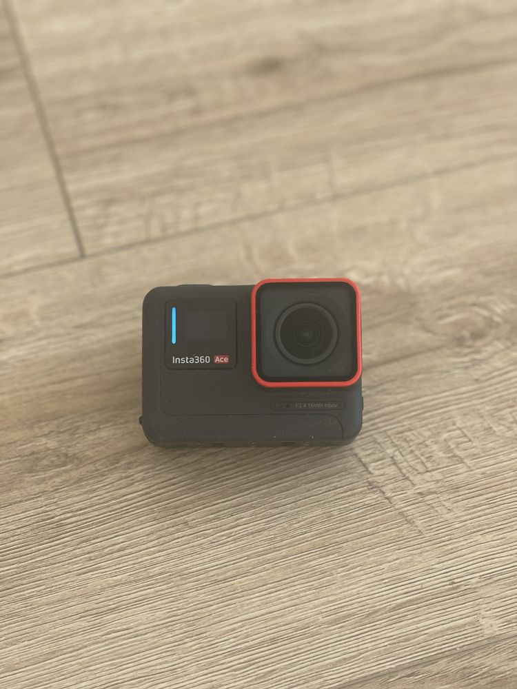 Продам insta 360 ace