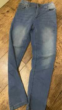 Spodnie jeans 128/134 dziewczęce