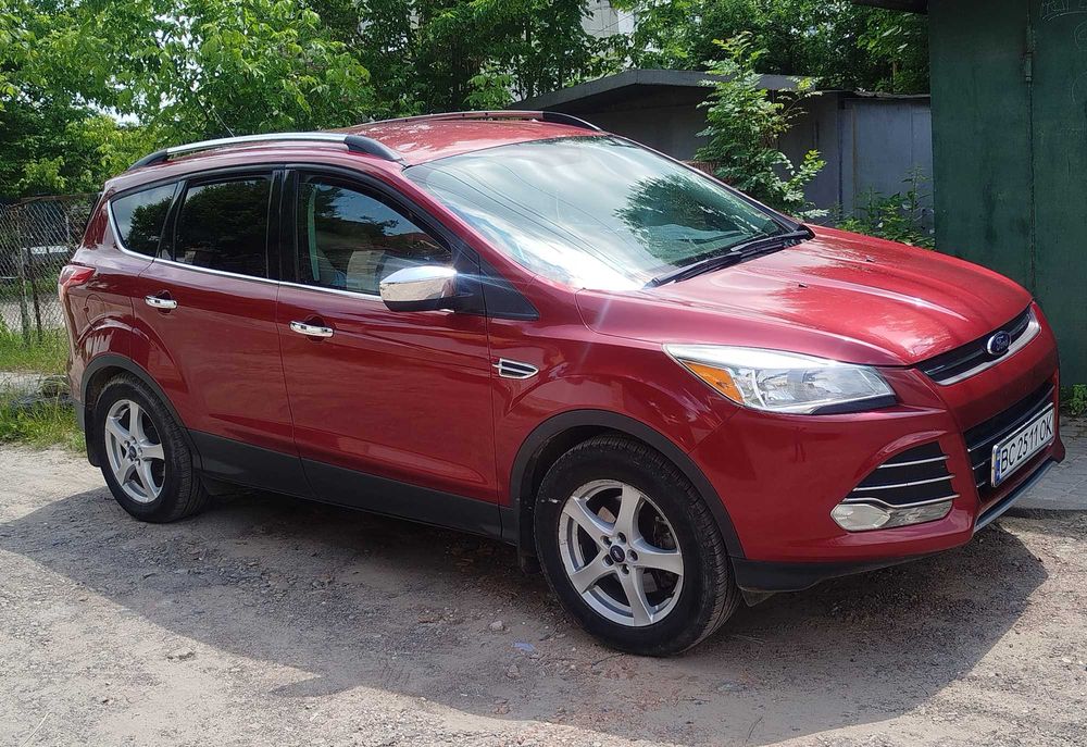 Продам Ford Escape