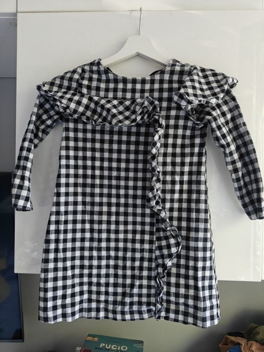 Elegancka sukienka Zara 128