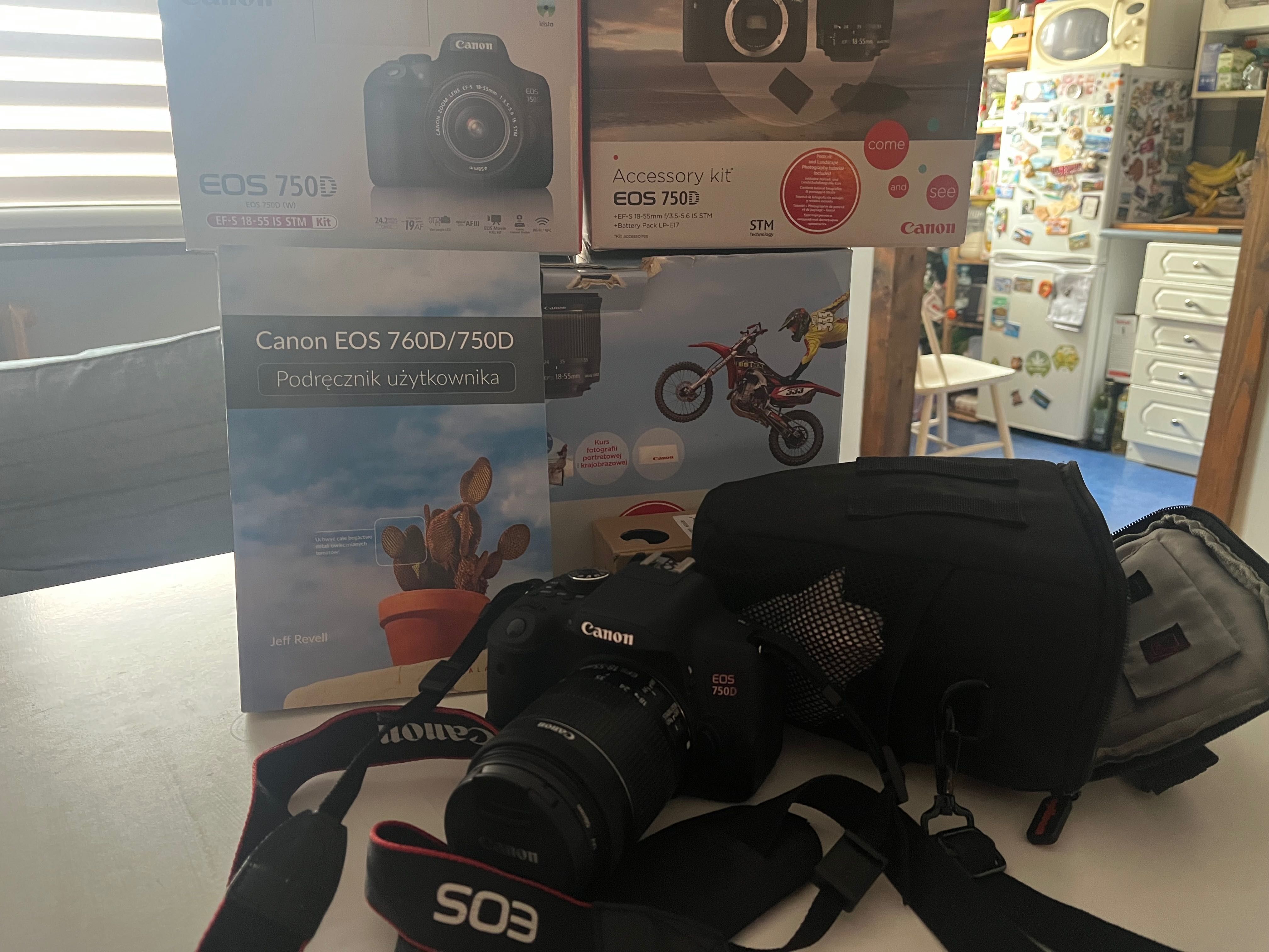 Canon EOS 750D Zestaw jak nowy 2 baterie + akcesoria + namiot do zdjęć
