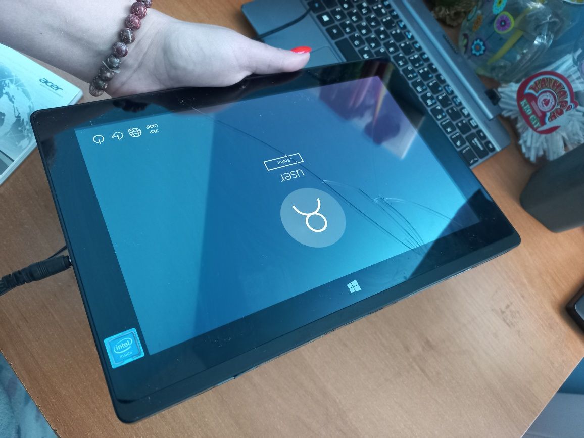 Планшет, ноутбук, нетбук acer one 10 під заміну екрану