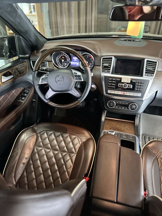 Mercedes ML350 W166