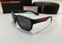 Prada оригинал новые солнцезащитные очки чёрные матовые прада (NEW)