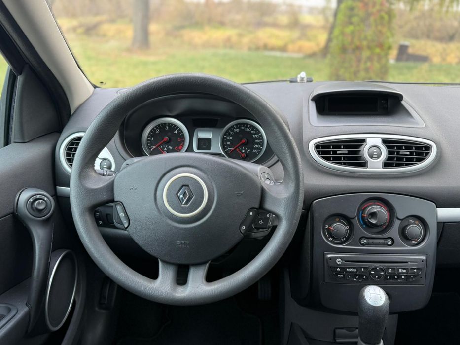 Renault Clio 1.5dci zadbane, niski przebieg