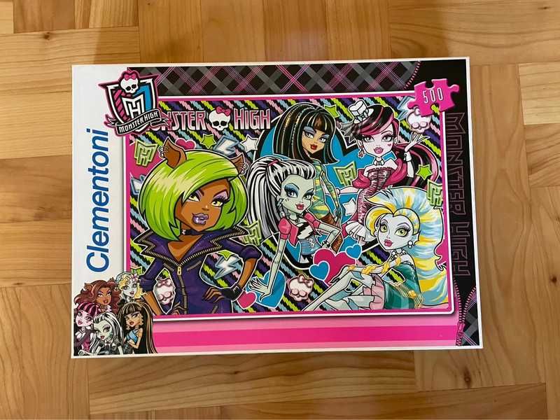 Puzzle 500 Clementoni, MonsterHigh, szkoła, księżniczki