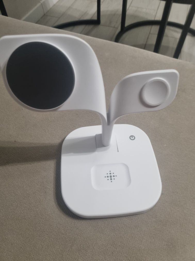 Ładowarka o dukcyjna  stacja dokująca 5W1 APPLE Samsung USB 18W QC 3.0