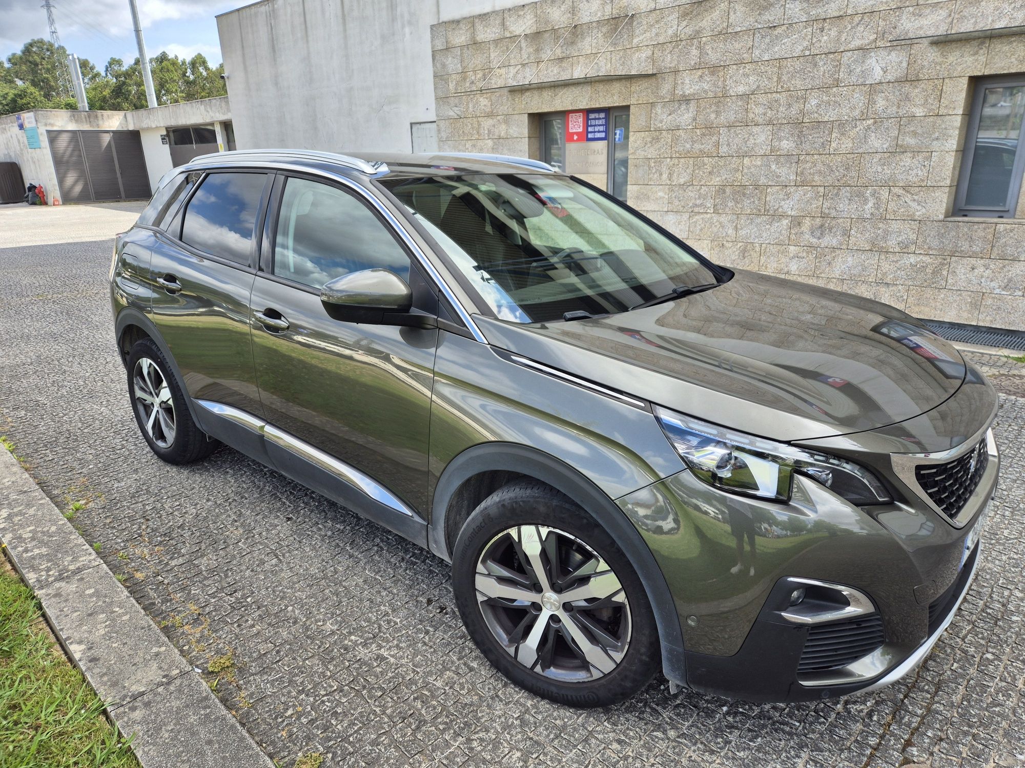 Peugeot 3008 allure Full extras