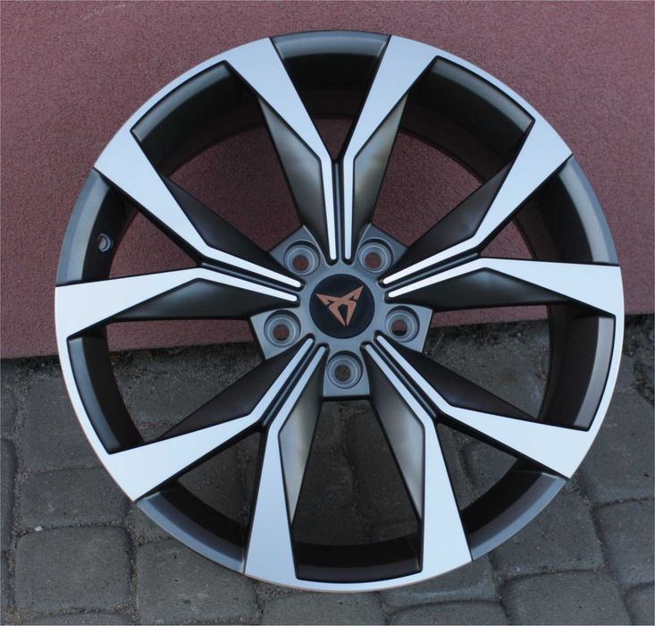 Alufelgi NOWE 18 5x112 et50 VW Golf Seat Skoda Octavia Superb Audi Cup
