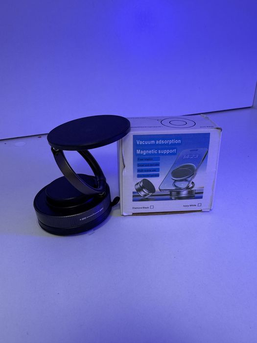 Держатель для смартфона.