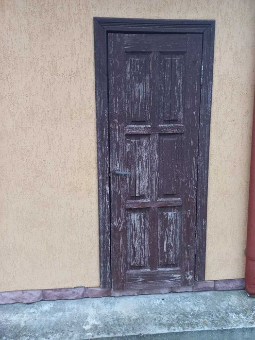 Продам двері соснові