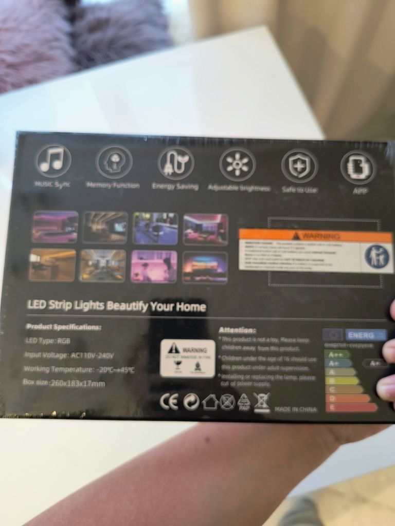 Nowa taśma LED RGB – fabrycznie zapakowana
