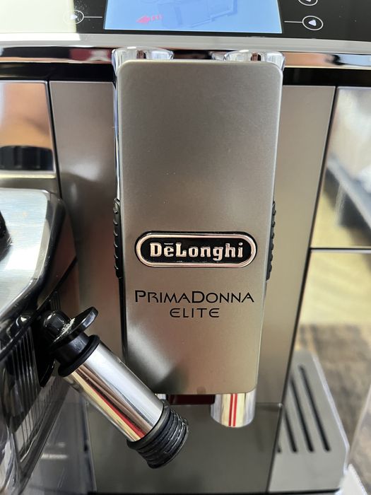 Кавомашина Delonghi Primadonna Elit ECAM 650.55