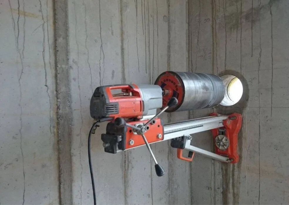 БЕЗ ШУМУ! Алмазне буріння. Свердління отворів. Резка бетона