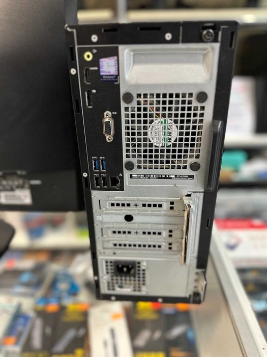 Zestaw komputerowy Dell Optiplex 3050 i5-7400 + monitor LCD 22" Win 11