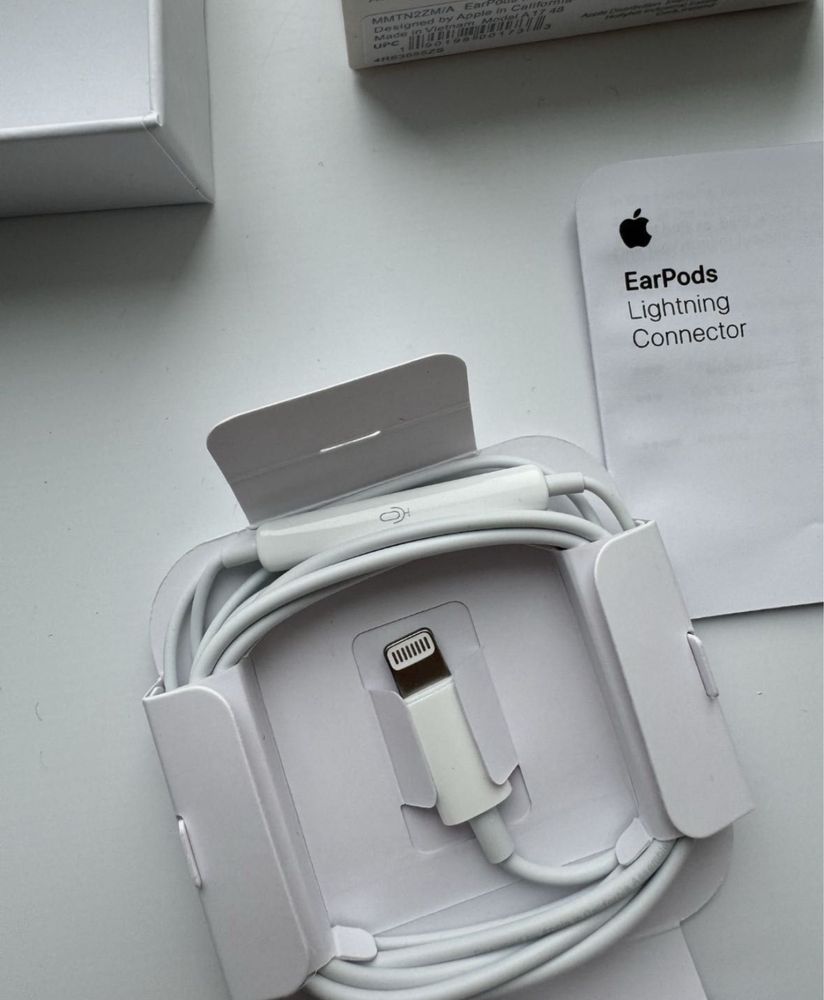 Наушники Earpods lightning iphone Apple провідні навушникі оригінал