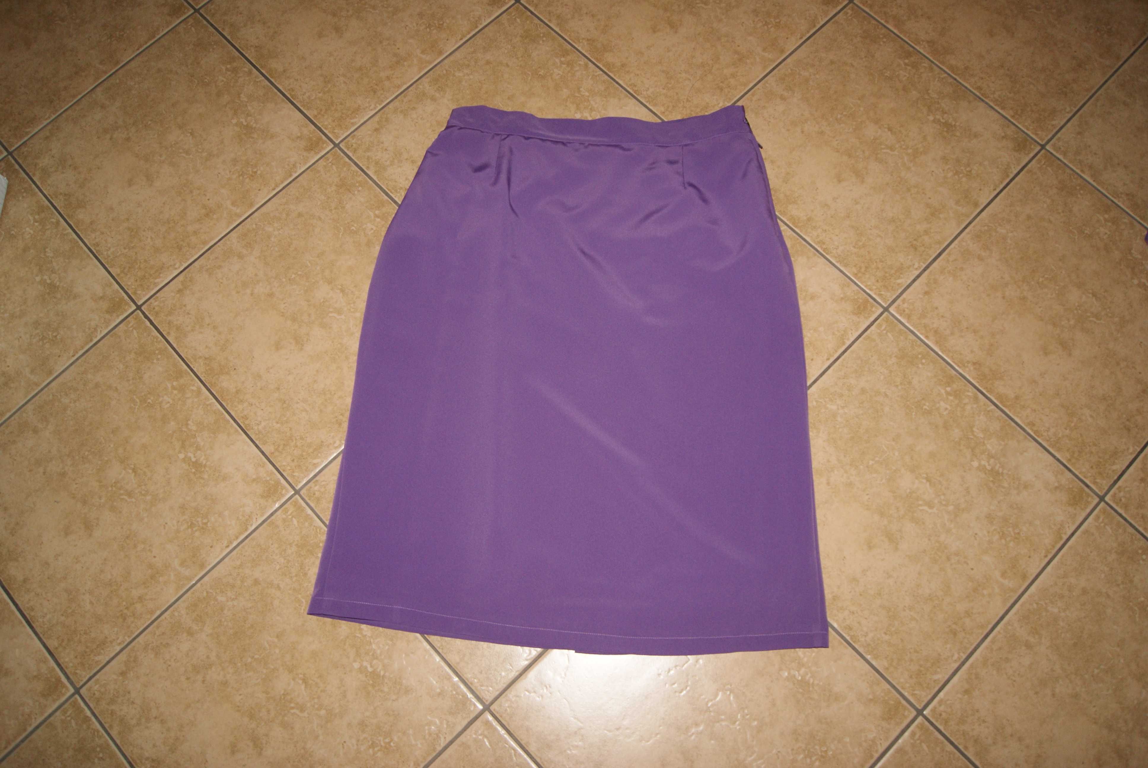 Kostium garsonka fioletowy rozmiar 40/42 L/XL