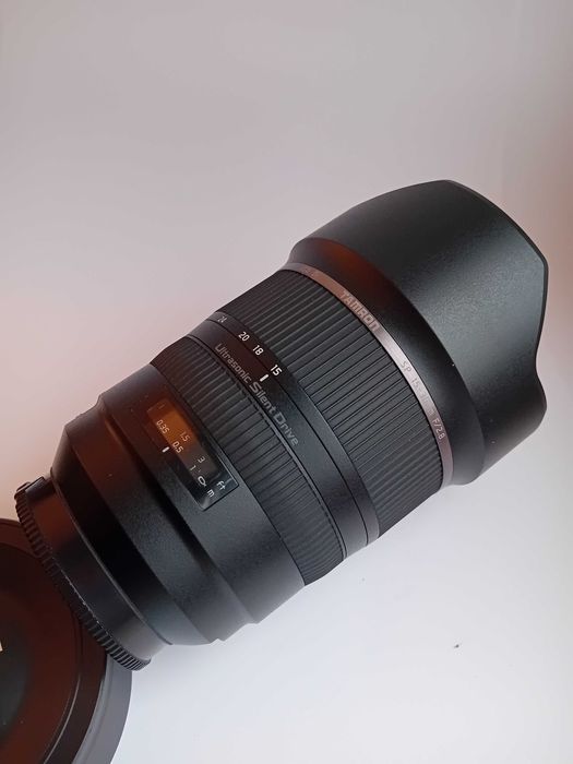 Objectiva Tamron zoom 15-30mm f2 Para Sony A-Mount