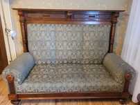 Sofa antyk z okresu przedwojennego po renowacji
