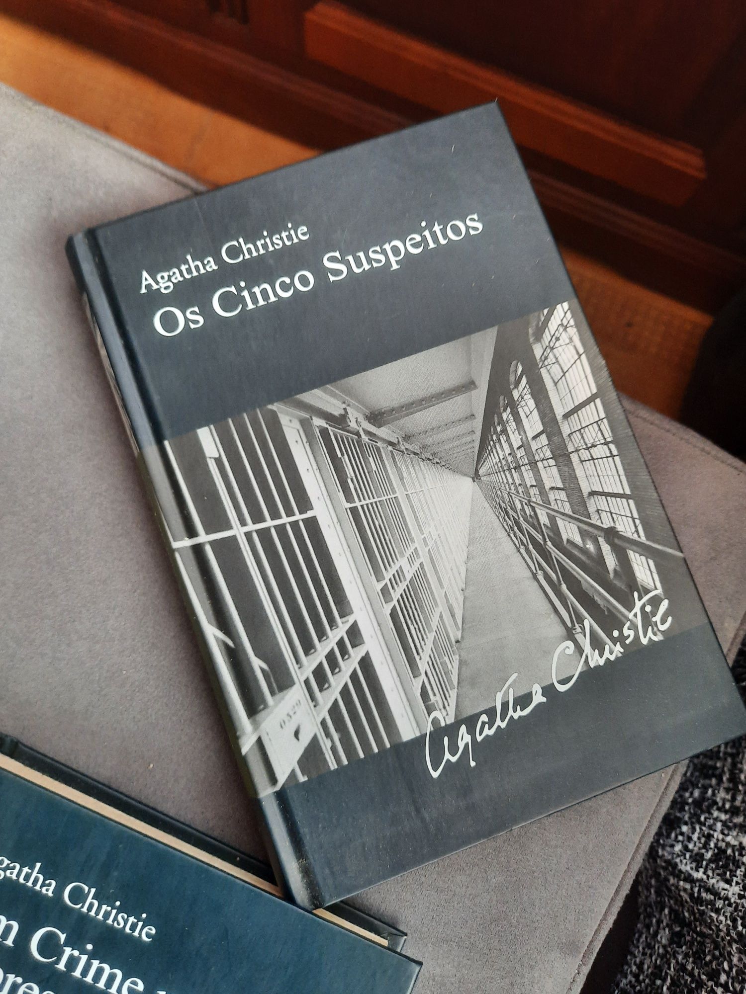 3 livros de Agatha Cristie excelente estado