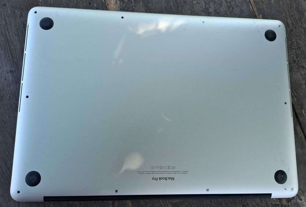 MacBook Pro 15" (Mid 2014) • i7 • 16 ГБ ОЗП