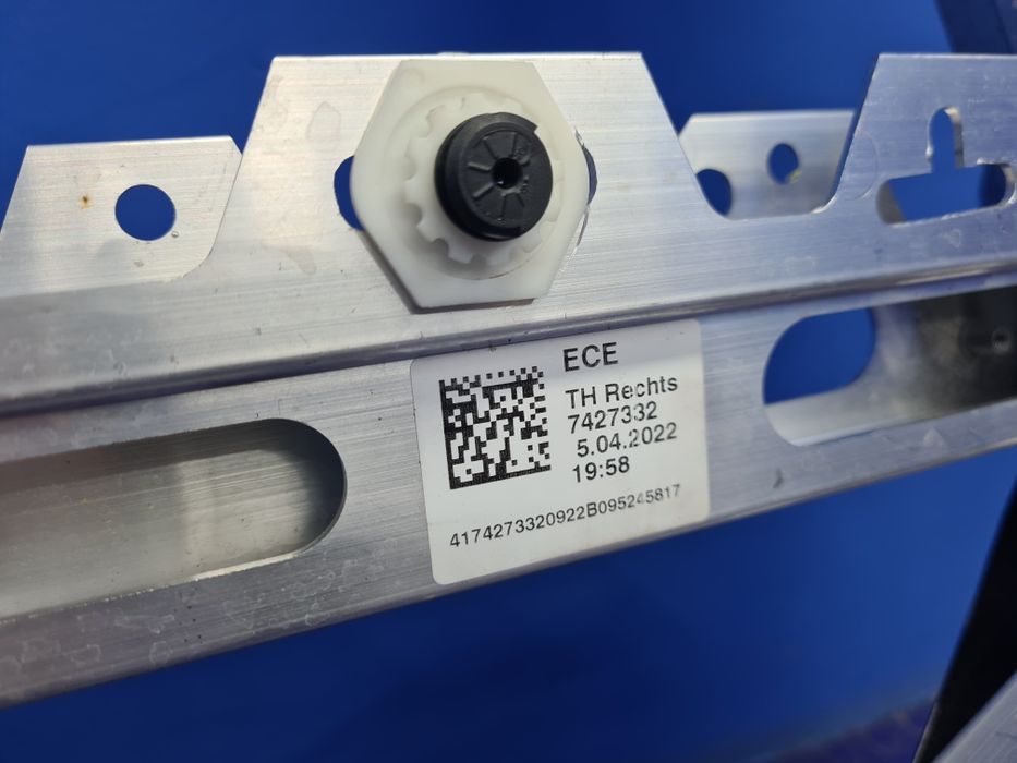 RAMKA stelaż szkielet drzwi prawy tył BMW i3 oryginał