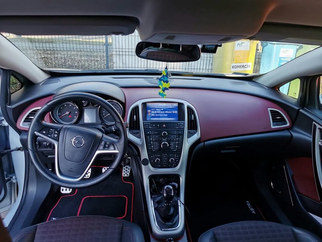 Opel Astra J GTC 2.0 CDTI 201km 458nm Doinwestowana, Ładna