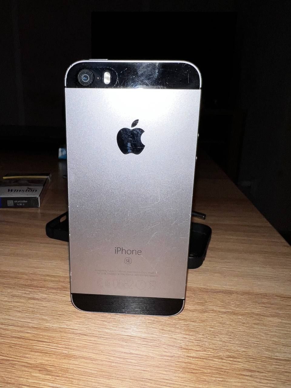 iPhon se (5s) 16gb