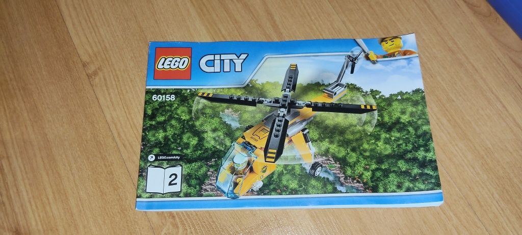 LEGO 60158 - Helikopter i auto terenowe