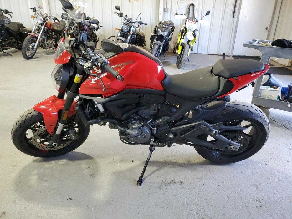 2023 ducati MONSTER