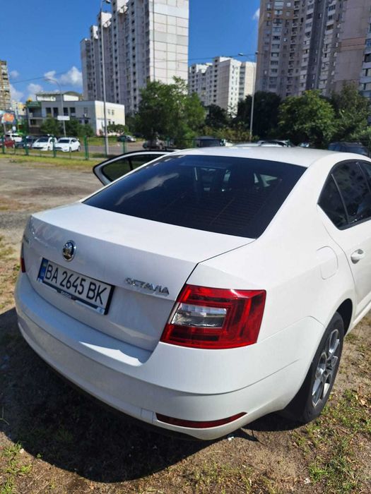 Шкода Октавія А7 в гарному стані