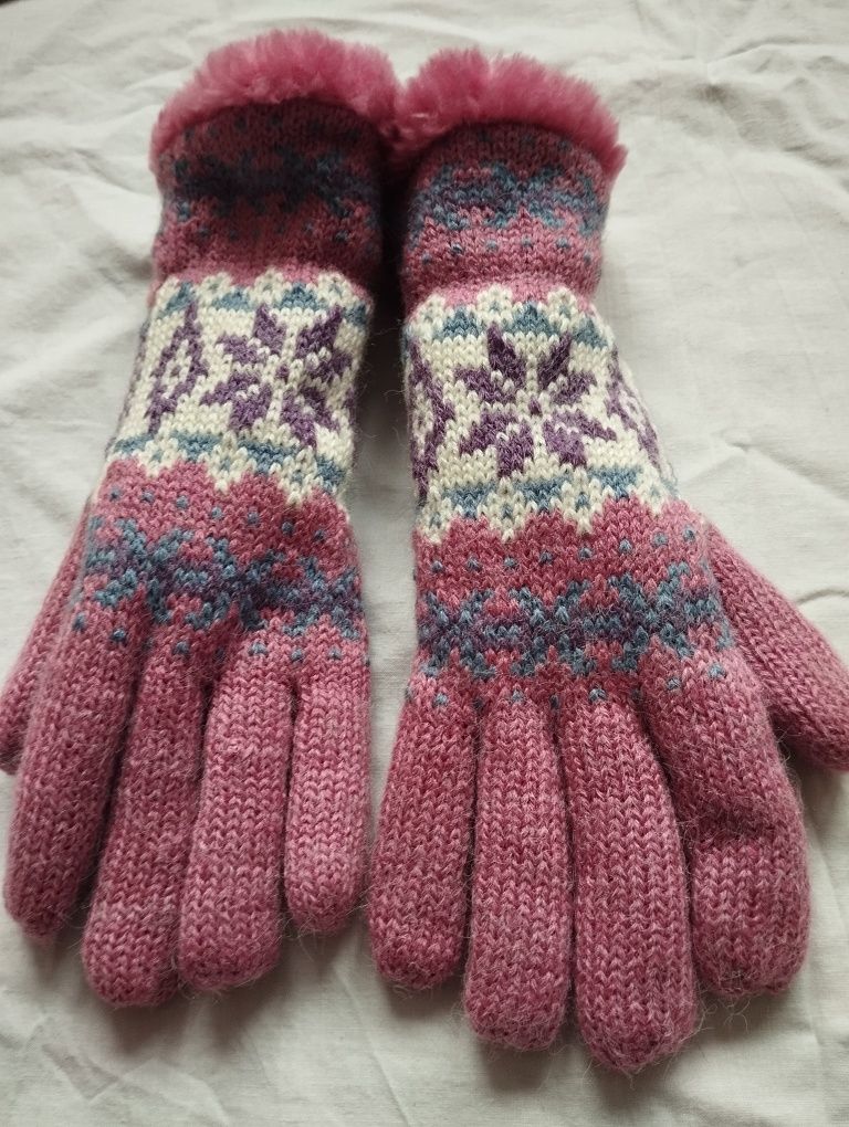 Rękawiczki ciepłe S. Nowe