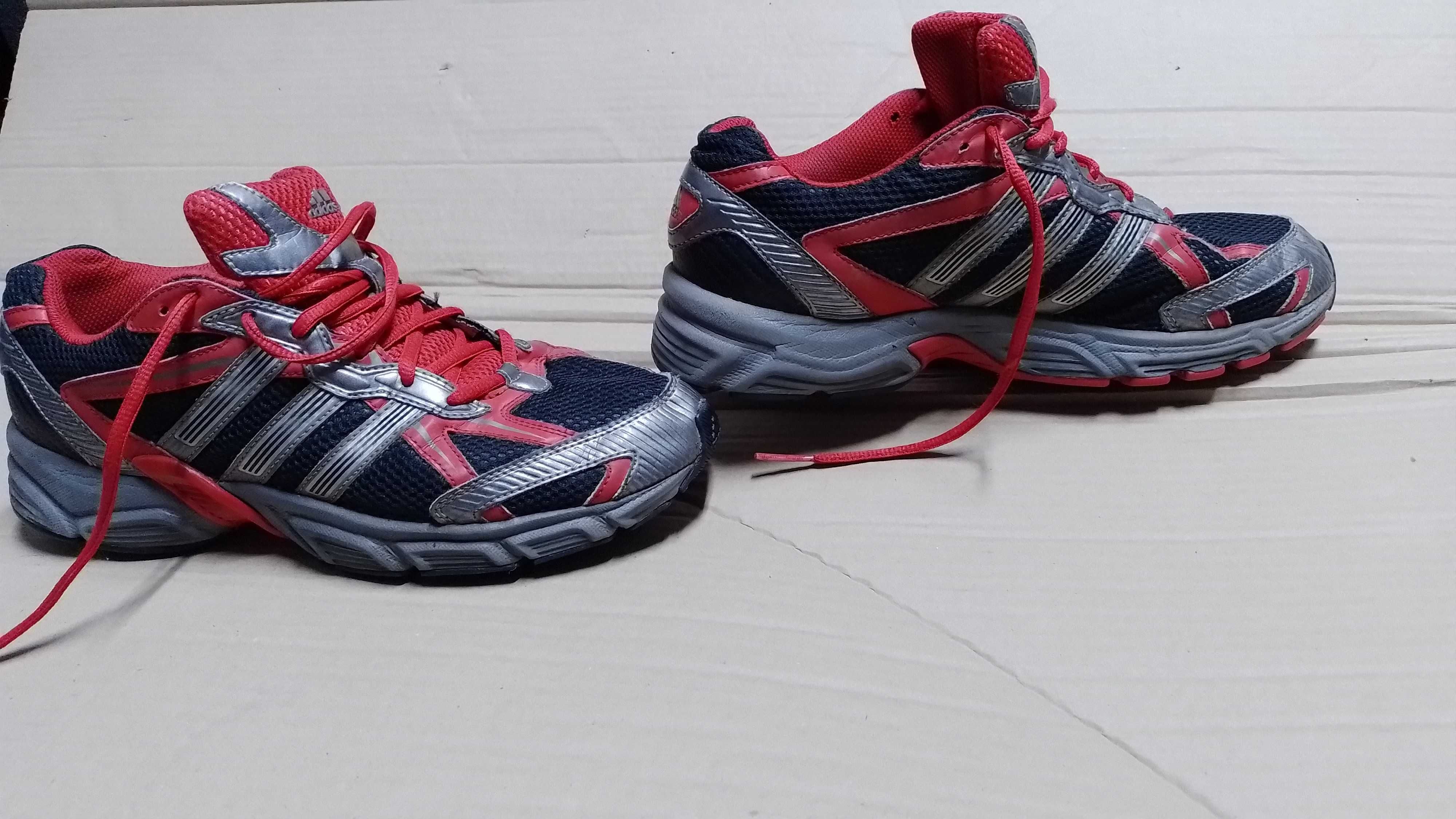 ADIDAS кроссовки.ботинки