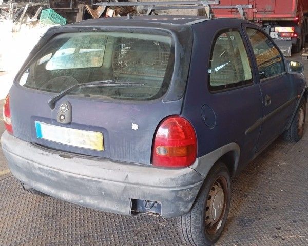 Para Peças Opel Corsa B (S93)