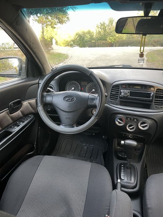 Hyundai Accent 2008 Автомат
