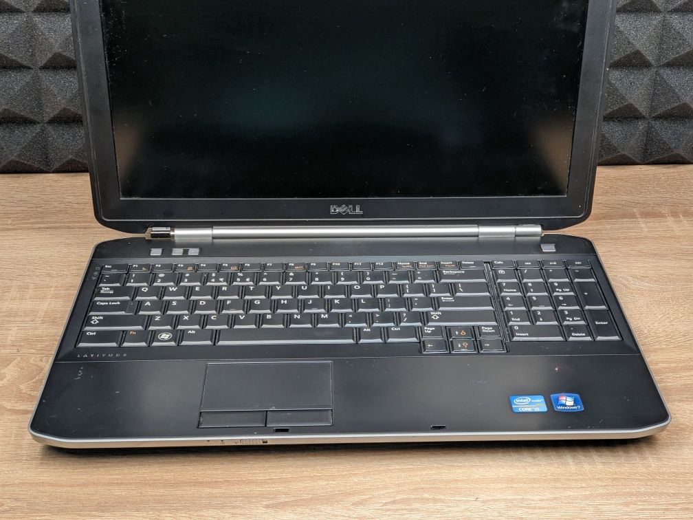 Ноутбук Dell 5520 full hd i5 2520m RAM 8gb Hdd 500gb Арт:М102