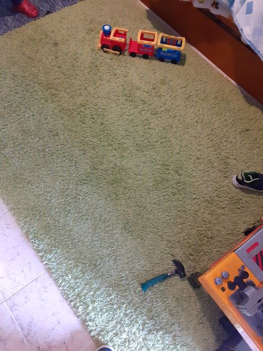 Tapete gato preto pelo alto