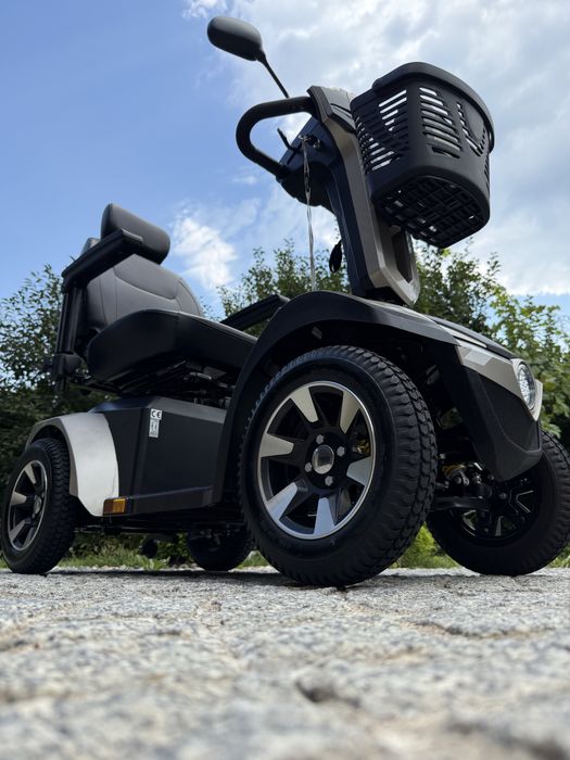 skuter wózek inwalidzki elektryczny Vermeiren Mercurius 4D dla seniora